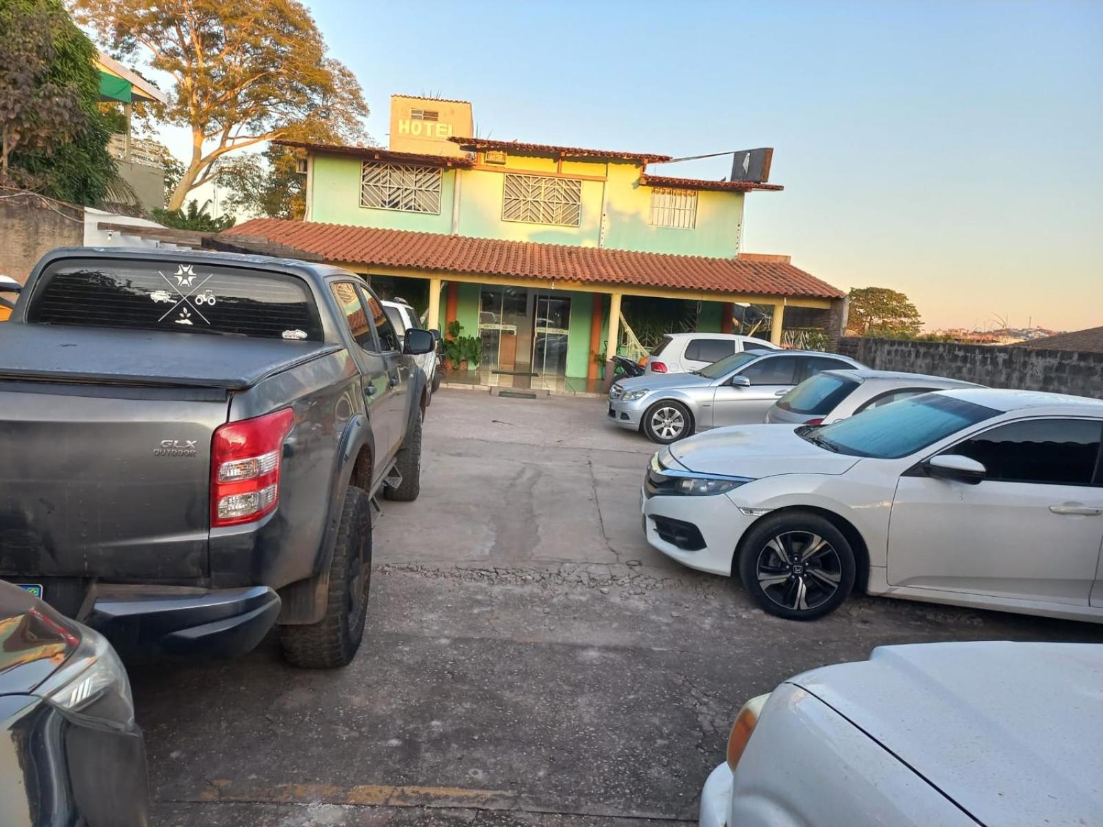 Pousada Hotel Araguaia Aragarcas Екстериор снимка